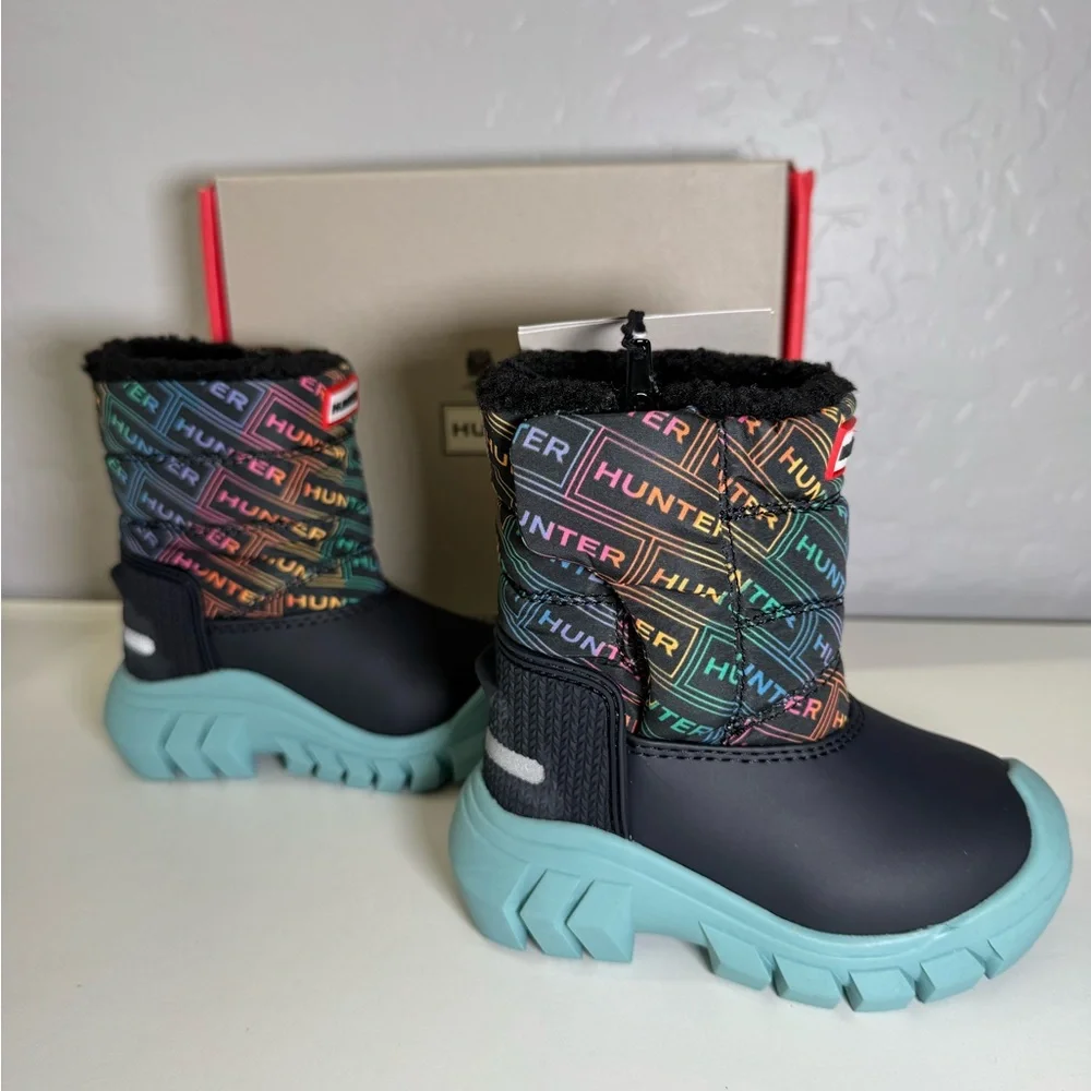 NWT Hunter cold weather snow boots 5M infant